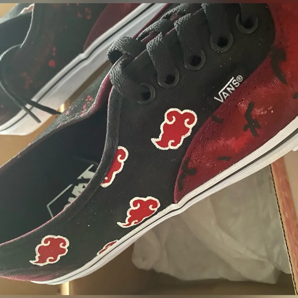 NWT Custom hand painted Vans shoes - Picture 4 of 12